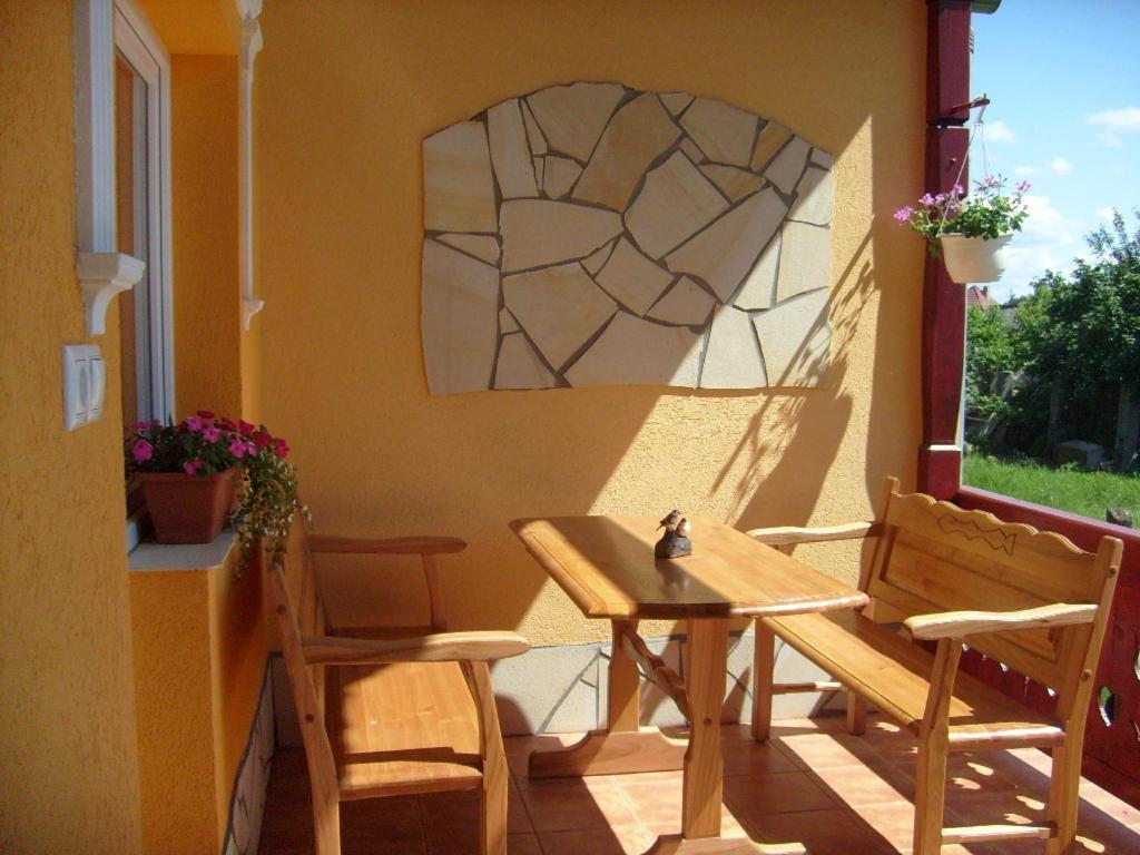 Ferienwohnung Andrea Vendeghaz Kehidakustány Exterior foto